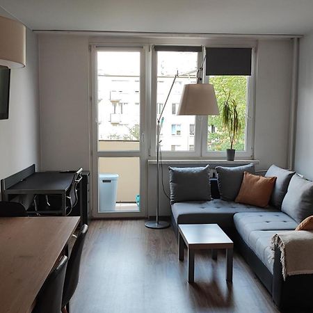 Lenki Apartamenty Metro Brodno Варшава Екстериор снимка